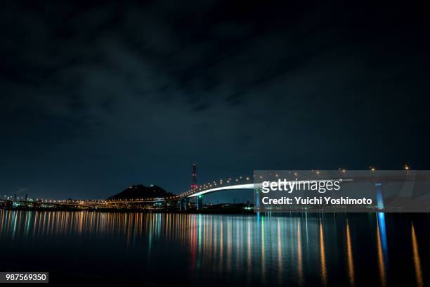 hiroshima  bay bridge - dublin city skyline stock-fotos und bilder