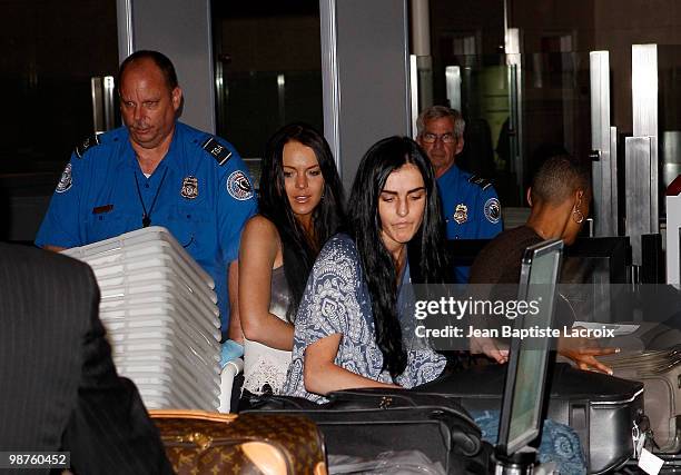 Lindsay Lohan and Ali Lohan arrive at LAX airport on April 29, 2010 in Los Angeles, California.