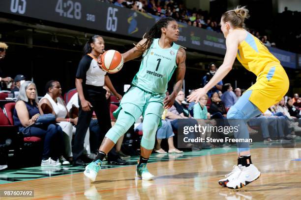 Shavonte Zellous of the New York Liberty handles the ball against the Chicago Sky on June 29, 2018 at Westchester County Center in White Plains, New...