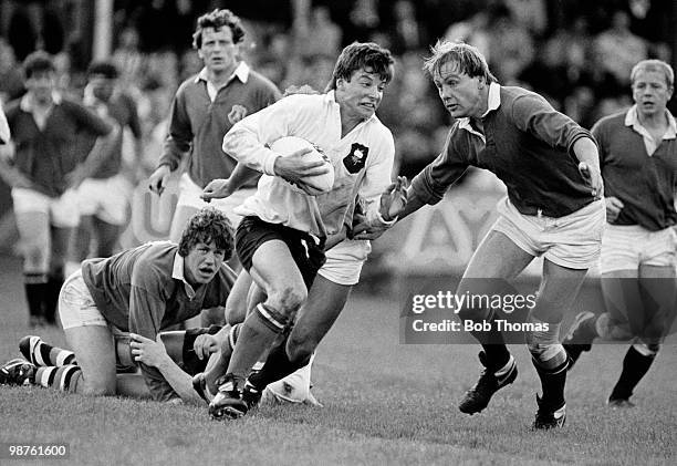 Rob Andrew of the Yorkshire President's XV in action against the International XV in a charity match held in Leeds on 1st September 1985. .