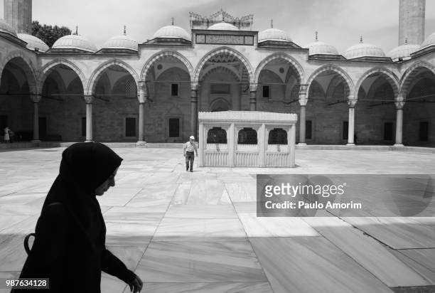 suleymaniye unesco world heritage site in istanbul - suleymaniye stock-fotos und bilder