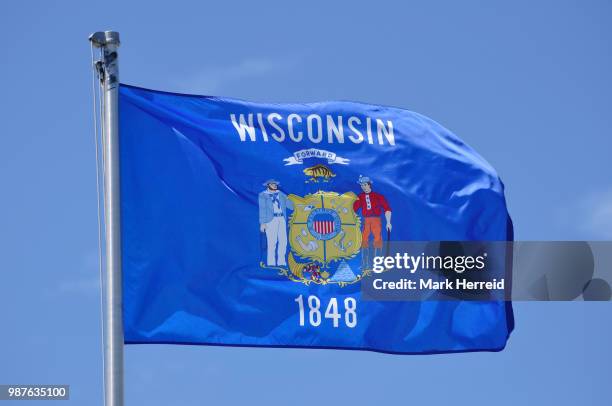 State Flag Of Wisconsin Photos et images de collection - Getty Images