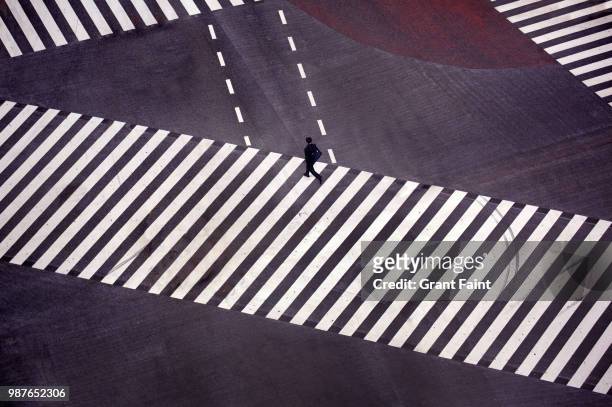 a overview of famous intersection - crossroad top view stock-fotos und bilder