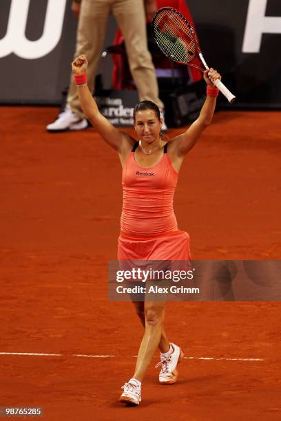 Shahar Peer of Israel celebrates after winning her quarter final match against Dinara Safina of Russia at day five of the WTA Porsche Tennis Grand...