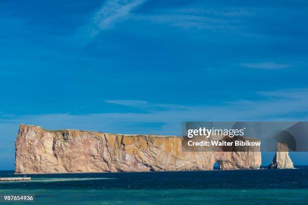 quebec, gaspe peninsula, perce, perce rock - perce rock stock pictures, royalty-free photos & images