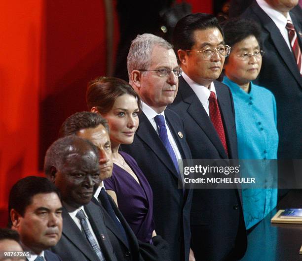 , Turkmen President Gurbanguli Berdymukhamedov, Kenyan President Mwai Kibaki, French President Nicolas Sarkozy, his wife Carla Bruni-Sarkozy,...
