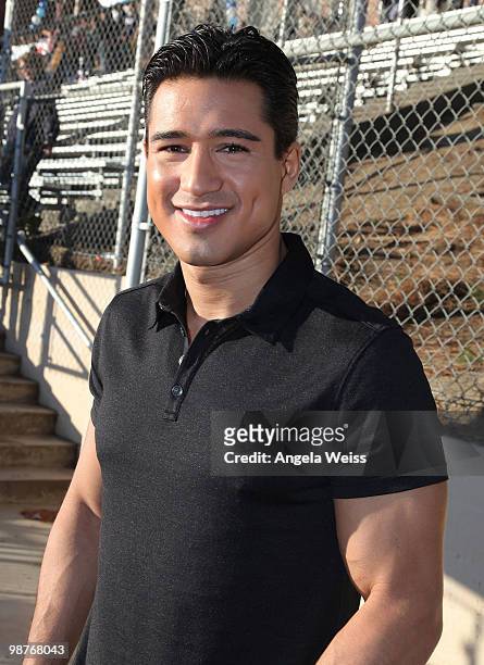 Host Mario Lopez attends the Los Angeles 'No Phone Zone' rally hosted by 'The Oprah Winfrey Show', KABC-TV and RADD at John Marshall High School on...