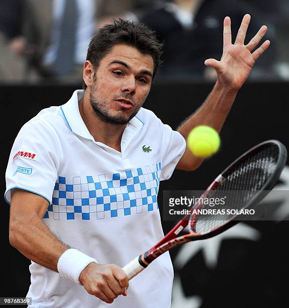 Swiss Stanislas Wawrinka returns a ball to Spanish Rafael Nadal during their ATP Tennis Open match in Rome on April 30, 2010. AFP PHOTO / ANDREAS...