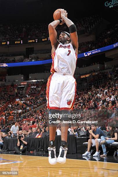 Jermaine O'Neal of the Miami Heat makes a jumpshot against the Boston Celtics in Game Four of the Eastern Conference Quarterfinals during the 2010...