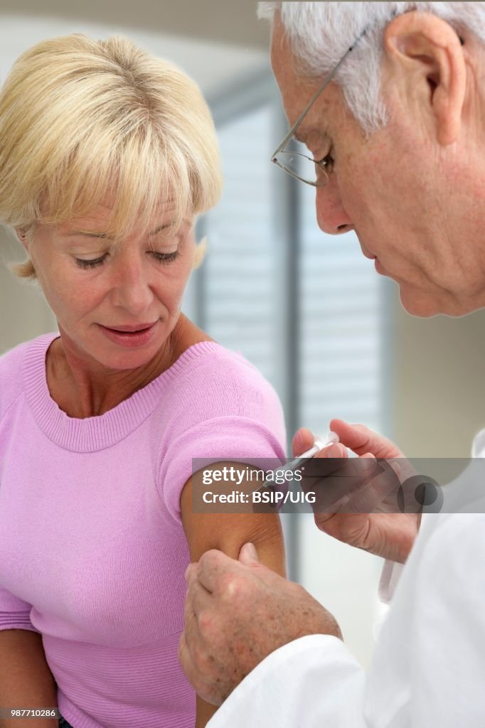 Senior woman vaccination.