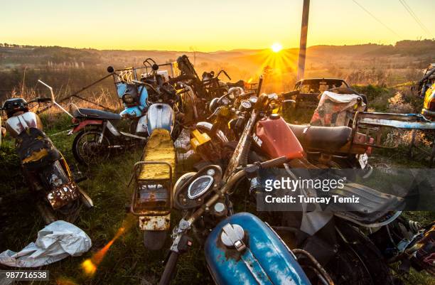 dead bikes society - tuncay stock pictures, royalty-free photos & images