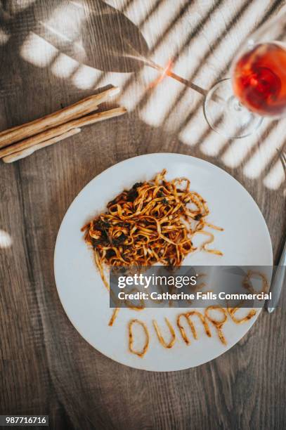 you're dumped - amor não correspondido imagens e fotografias de stock