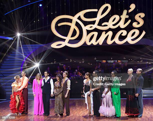 Dancers and candidates of the show Sylvie van der Vaart, Christian Baerens, Nina Bott, Roberto Albanese, Melissa Ortiz-Gomez, Raul Richter, Sophia...