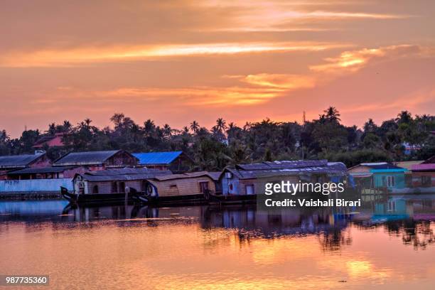 kerala backwaters at sunset - kerala backwaters stock pictures, royalty-free photos & images
