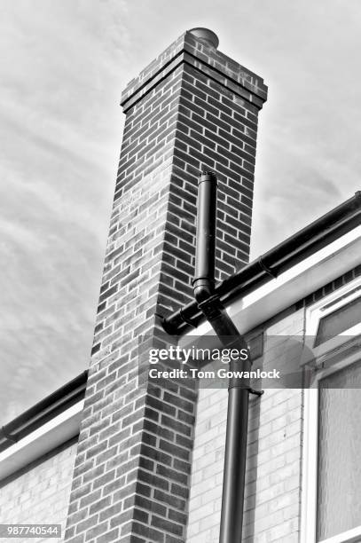 House Chimney Stack Photos et images de collection - Getty Images