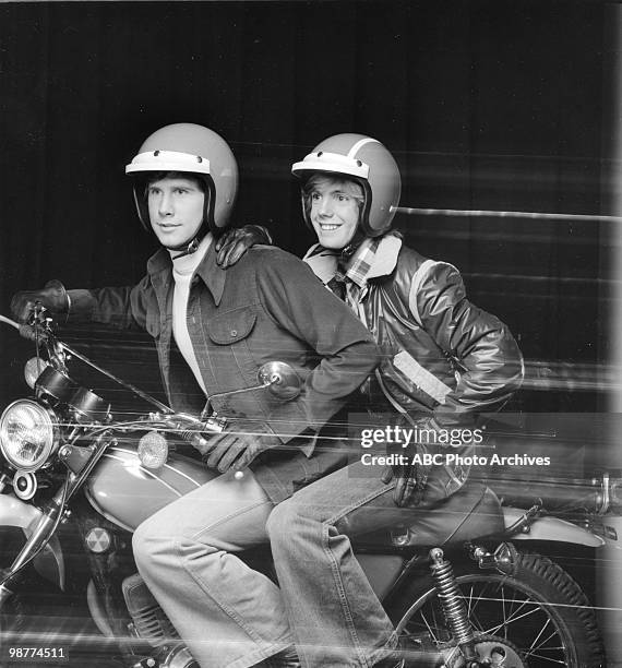 Gallery". PARKER STEVENSON;SHAUN CASSIDY