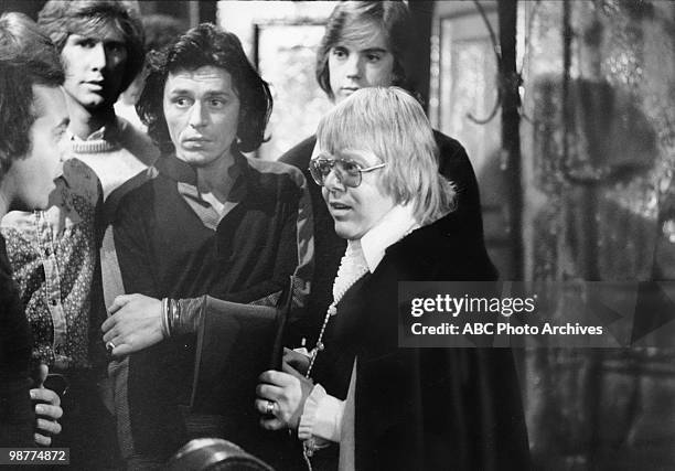Hardy boys/ Nancy Drew Meet Dracula" which aired on September 18, 1977. PARKER STEVENSON;PAUL WILLIAMS;SHAUN CASSIDY