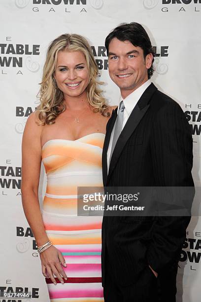 Jerry O'Connell and Rebecca Romijn attend Barnstable Brown at the 136th Kentucky Derby on April 30, 2010 in Louisville, Kentucky.