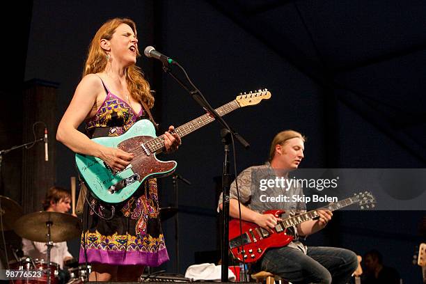 Blues and soul singer and guitarist Susan Tedeschi and songwriter and guitarist Derek Trucks performs during day 5 of the 41st Annual New Orleans...