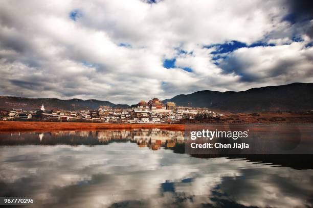 landscape in yunnan - an jiajie stock pictures, royalty-free photos & images