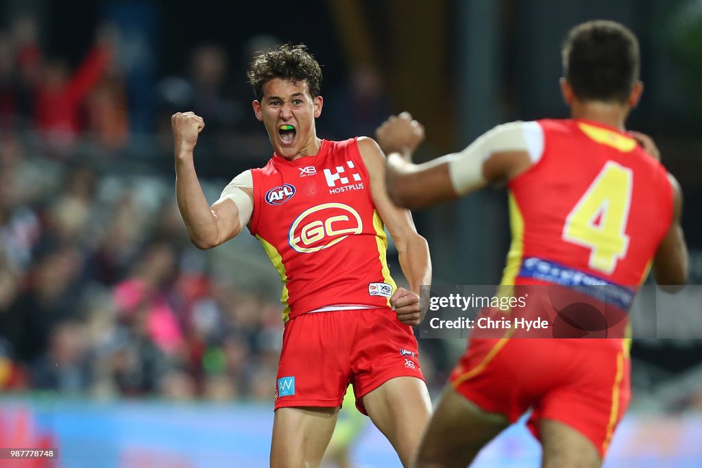 AFL Rd 15 - Gold Coast v Collingwood