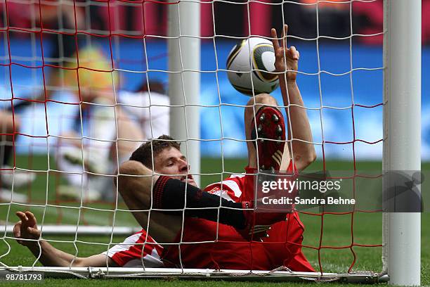 Thomas Mueller of Bayern celebrates after scoring the first goal during the Bundesliga match between FC Bayern Muenchen and VfL Bochum at Allianz...