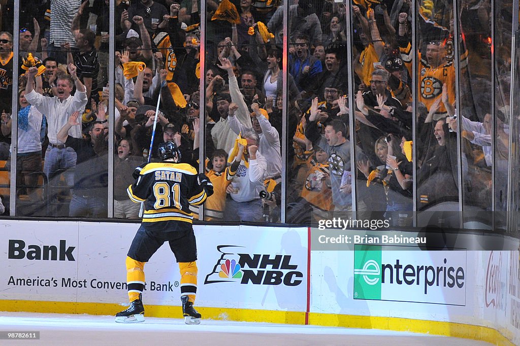 Philadelphia Flyers v Boston Bruins - Game One