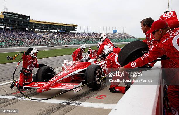 Scott Dixon pits his Target Ganassi Racing Honda Dallara during the Indy Car Series Road Runner Turbo Indy 300 on May 1, 2010 at Kansas Speedway in...