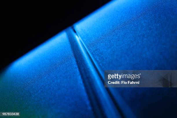 blue glas - glas stock pictures, royalty-free photos & images