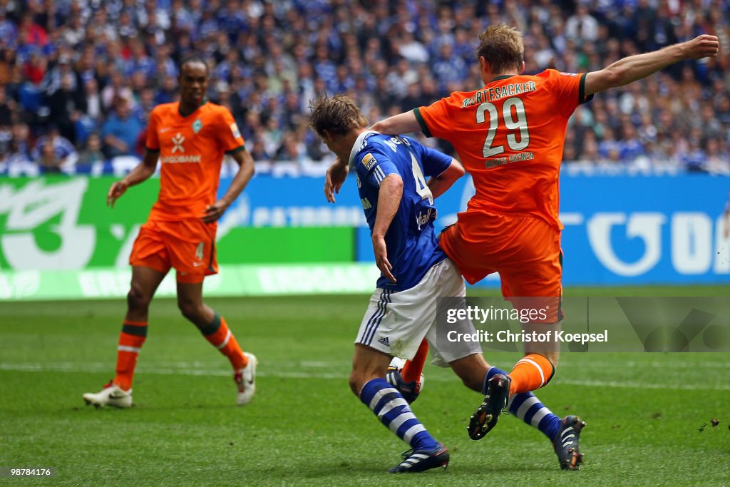 Schalke 04 v Werder Bremen - Bundesliga