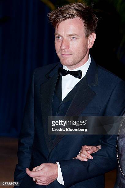 Actor Ewan McGregor arrives for the White House Correspondents' Association dinner in Washington, D.C., U.S., on Saturday, May 1, 2010. The dinner...