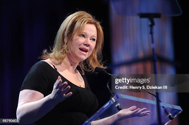 Comedian Rhea Comedian Caroline Rhea Photos and Premium High Res Pictures - Getty Images