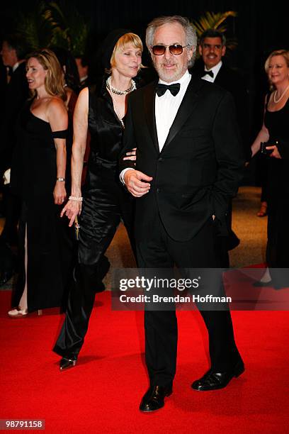 Director Steven Spielberg and his wife actress Kate Capshaw arrive at the White House Correspondents' Association dinner on May 1, 2010 in...
