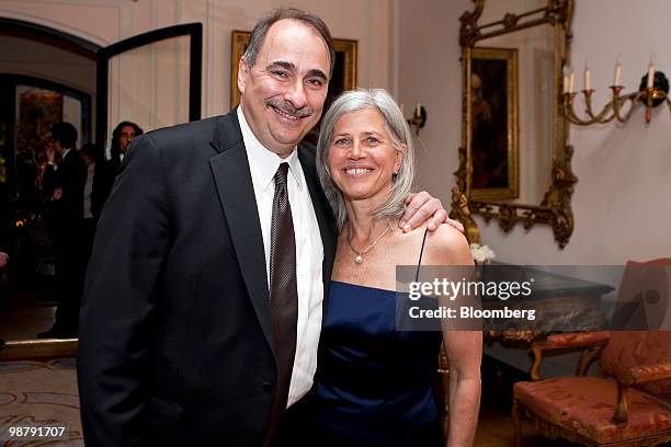 David Axelrod, left, political advisor to President Barack Obama, attends the Bloomberg Vanity Fair White House Correspondents' Association dinner...