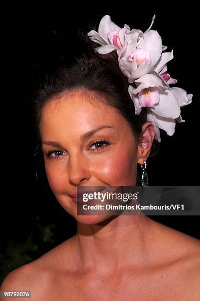 Ashley Judd attends the Bloomberg/Vanity Fair party following the 2010 White House Correspondents' Association Dinner at the residence of the French...