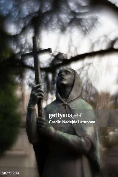 monumental cemetery (cimitero monumentale), milan - cimitero stock pictures, royalty-free photos & images