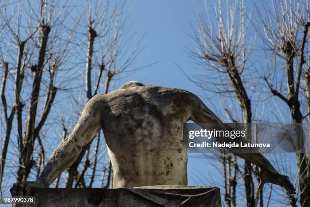 2-monumental cemetery (cimitero monumentale), mila - cimitero stock pictures, royalty-free photos & images