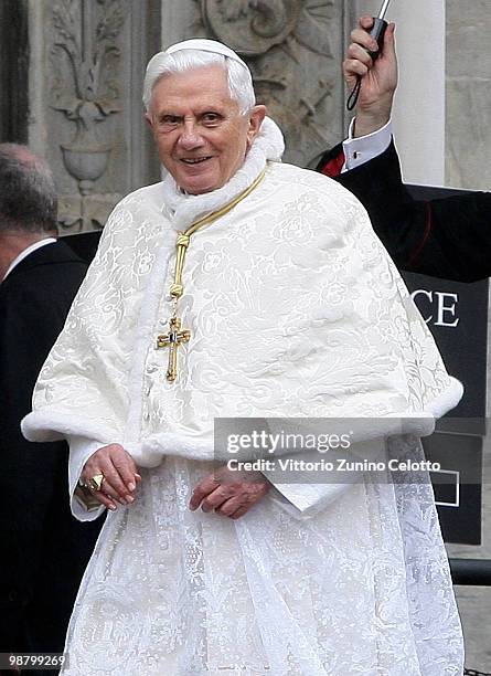 Pope Benedict XVI arrives at the Cathedral of Turin on May 2, 2010 in Turin, Italy. Later in the day Pope Benedict XVI will meet with young people...