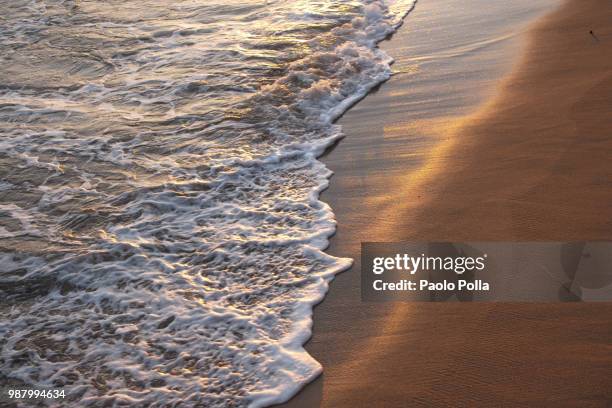 maui sand beach - polla stock pictures, royalty-free photos & images