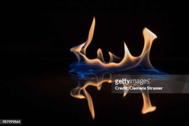 feuer - feuer stock pictures, royalty-free photos & images