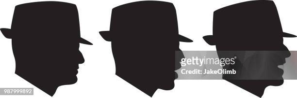 illustrazioni stock, clip art, cartoni animati e icone di tendenza di profili dell'uomo che indossa il cappello che parla silhouette - cappello di feltro