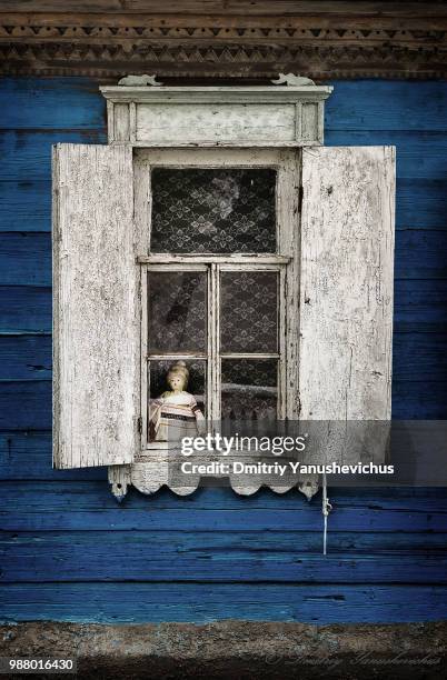 doll - doll house stockfoto's en -beelden