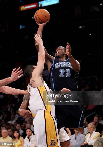 Wesley Matthews of the Utah Jazz shoots over Jordan Farmar of the Los Angeles Lakers during Game One of the Western Conference Semifinals of the 2010...