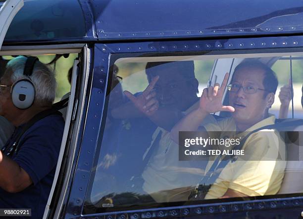 Laban Sign Photos and Premium High Res Pictures - Getty Images