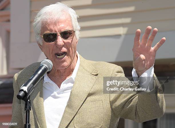 Actor Dick Van Dyke attends the 2nd Annual T.J. Martell Foundation's Family Day at CBS studio on May 2, 2010 in Studio City, California.