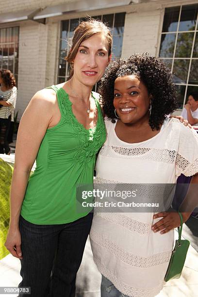 Lollipop's Evelyn Iocolano and Yvette Nicole Brown at Lollipop Theater 2nd Annual Game Day on May 05, 2010 at Nickelodeon Animation Studio in...