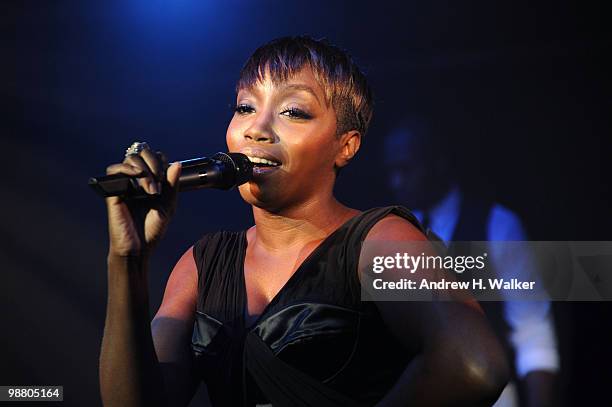 Singer Estelle performs onstage at Art of Elysium "Bright Lights" with VERSUS by Donatella Versace and Christopher Kane at Milk Studios on April 30,...