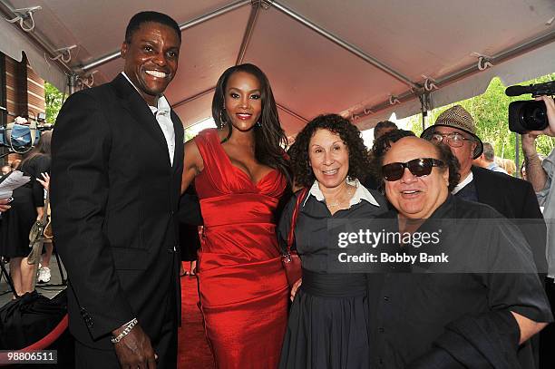 Carl Lewis,Vivica Fox, Rhea Perlman and Danny DeVito attend the 3rd Annual New Jersey Hall of Fame Induction Ceremony at the New Jersey Performing...