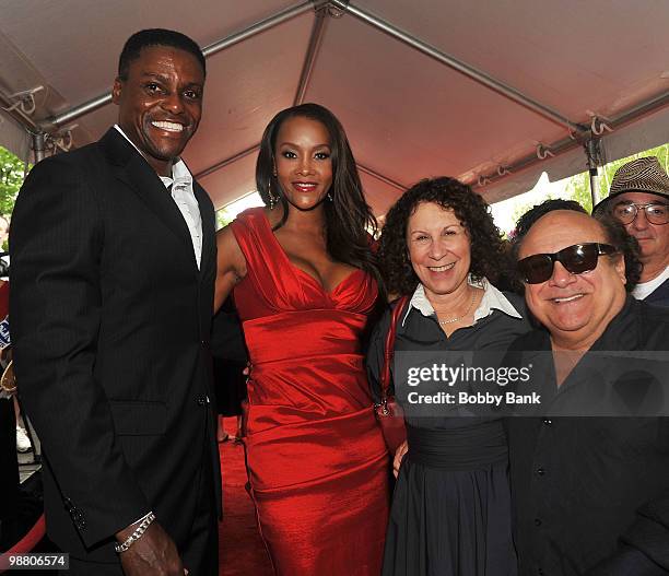 Carl Lewis,Vivica Fox, Rhea Perlman and Danny DeVito attend the 3rd Annual New Jersey Hall of Fame Induction Ceremony at the New Jersey Performing...