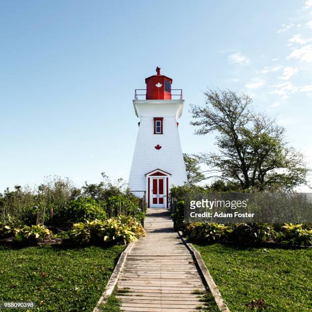 leards range front lighthouse - red beacon stock pictures, royalty-free photos & images